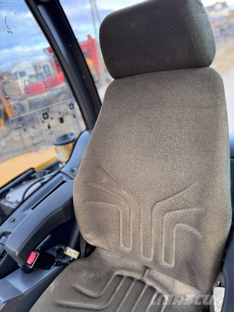 Mecalac 8 MCR Crawler excavators