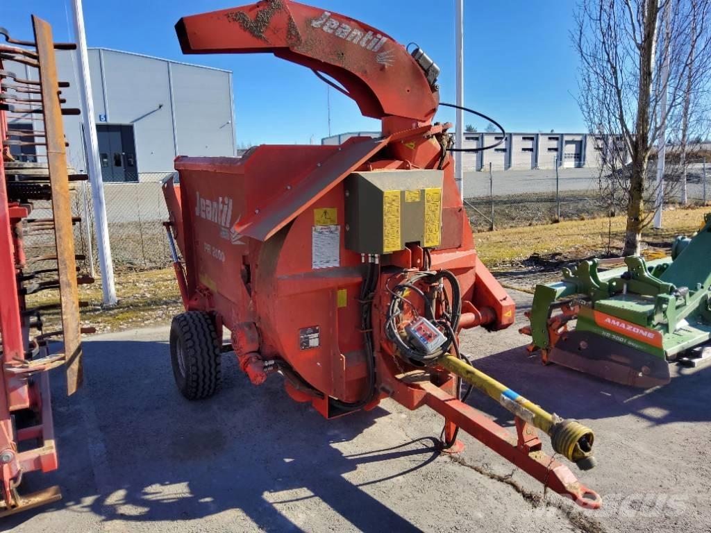 Jeantil PR 2000 Bale shredders, cutters and unrollers