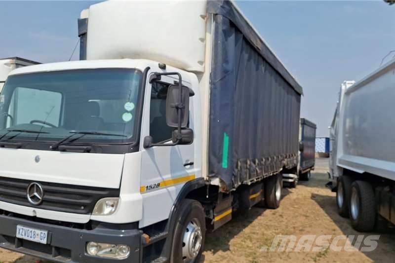 Mercedes-Benz 1528 Other trucks