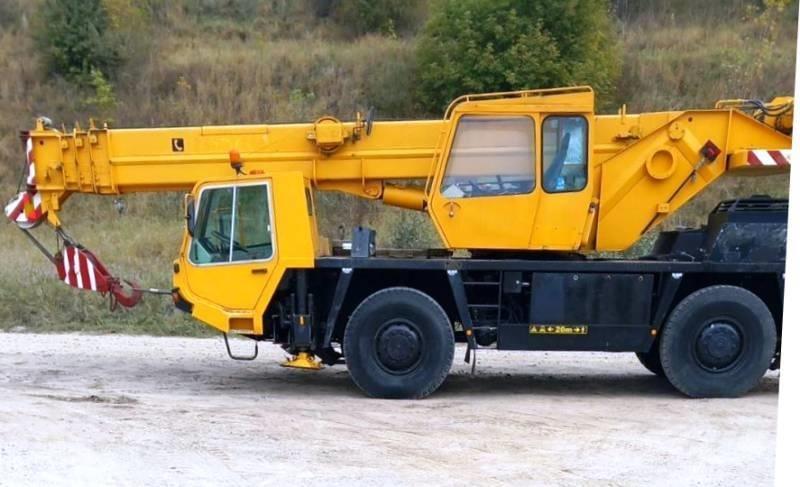 Faun RTF 30-2 All terrain cranes