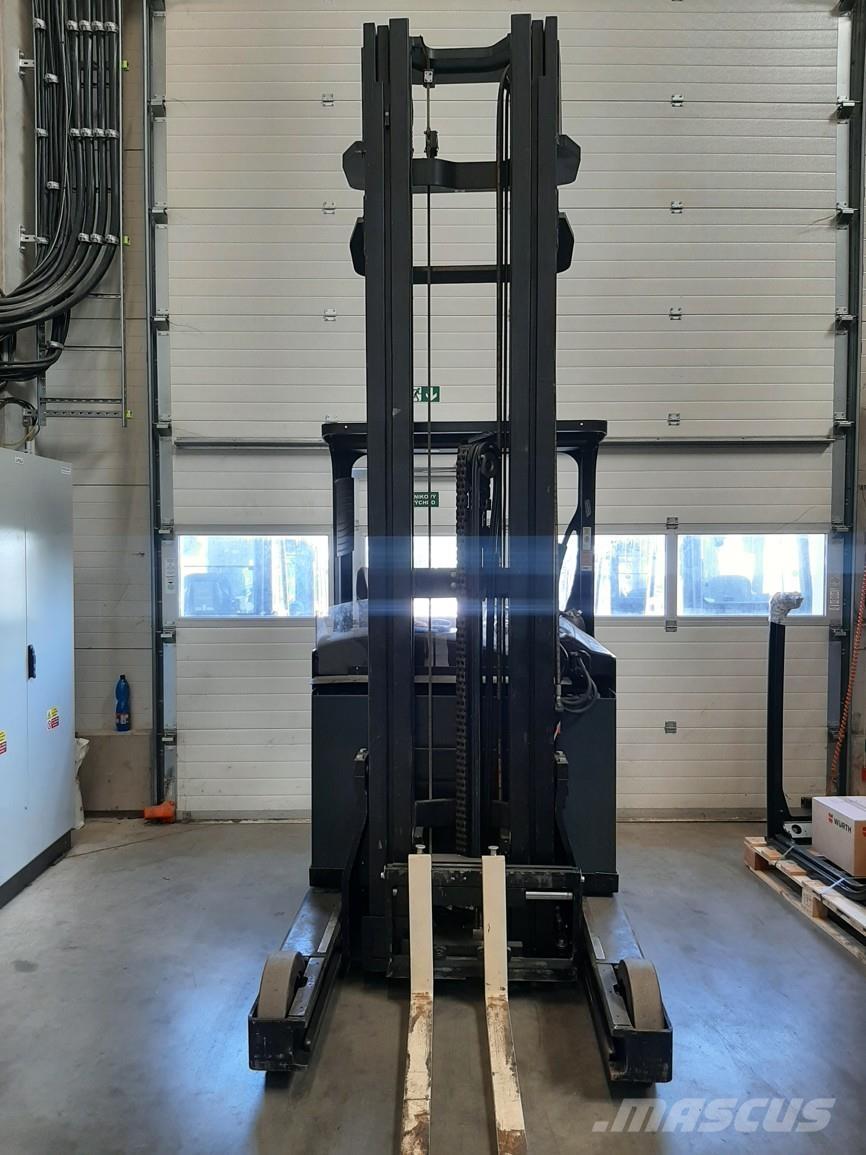 Yale MR16H Reach truck