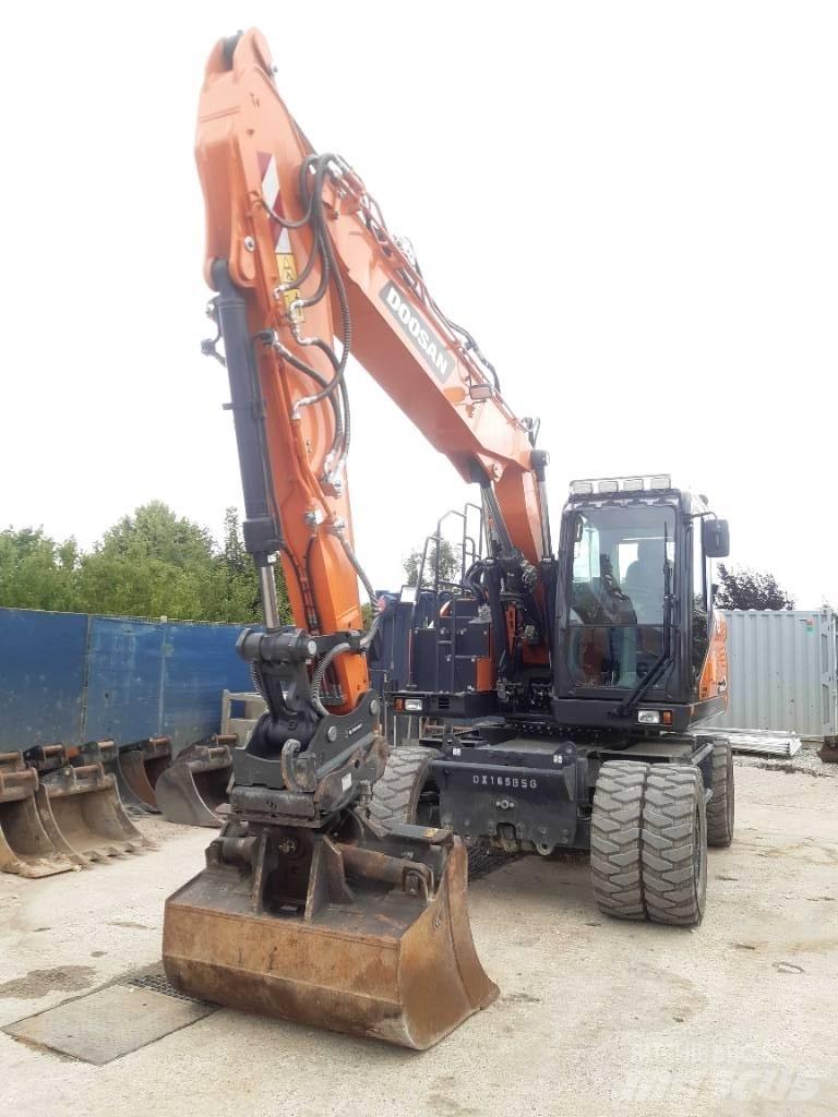 Doosan DX165 WR-7 Wheeled excavators