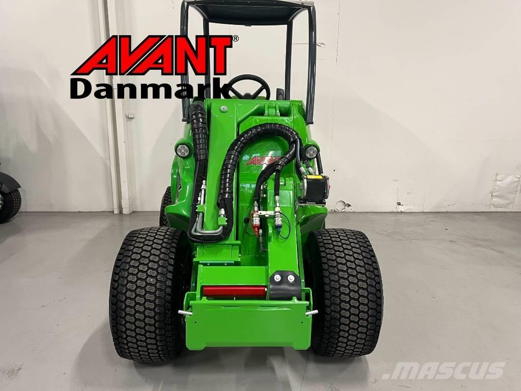 Avant 530 Mini loaders