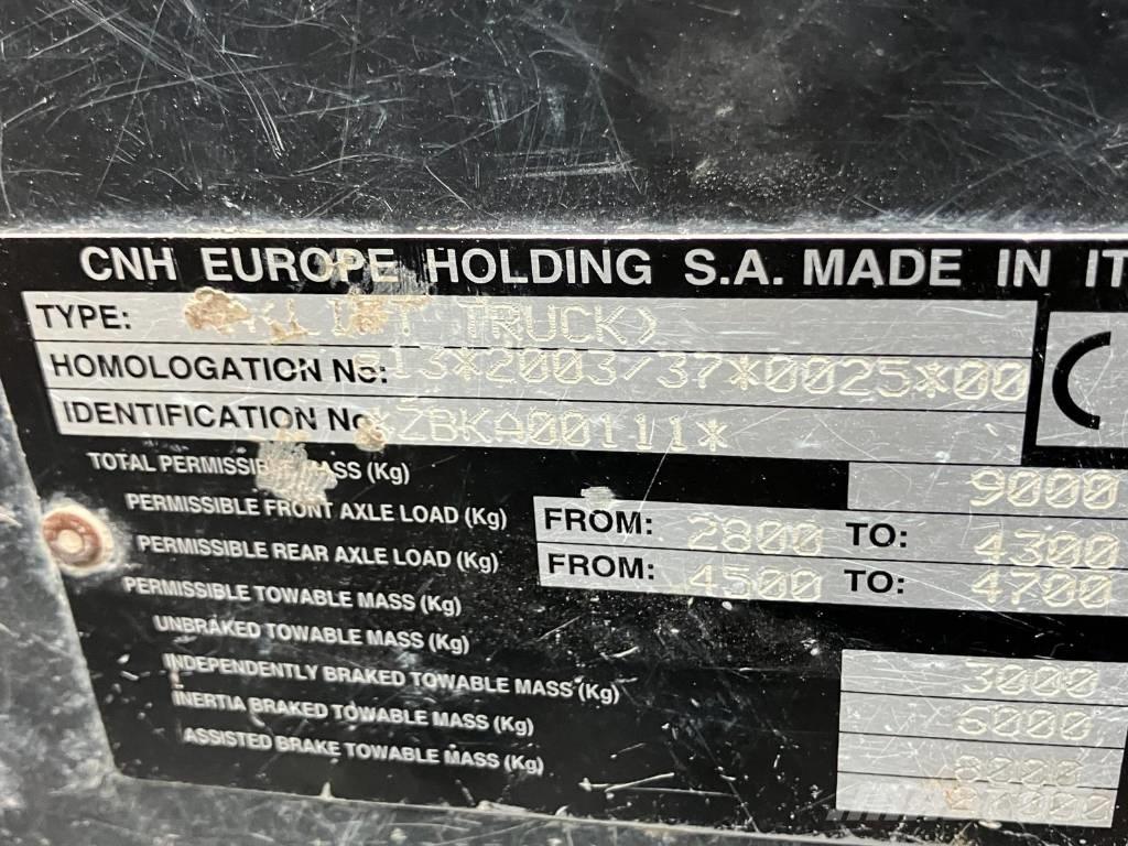 New Holland LM5040 Farming telehandlers