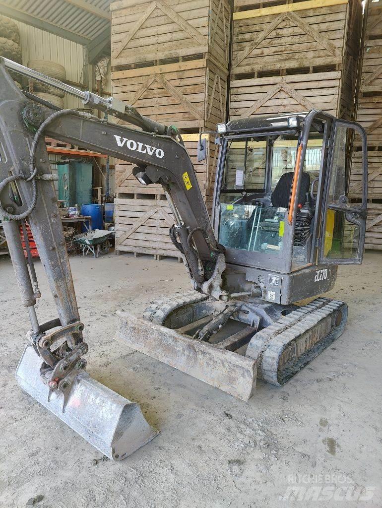 Volvo EC 27 D Mini excavators < 7t