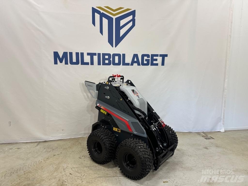 Sherpa Z40 Mini loaders