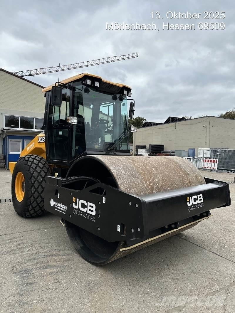 JCB VM118D Rollers