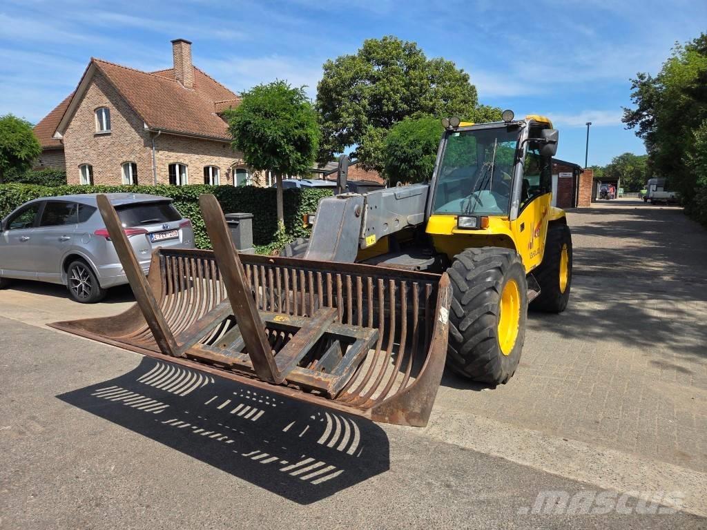 New Holland LM 430 Farming telehandlers