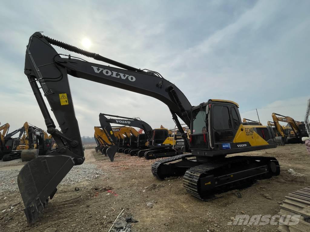 Volvo EC 240 Crawler excavators