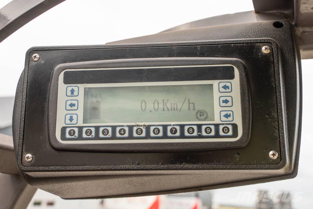 Manitou ME 435 Electric forklift trucks