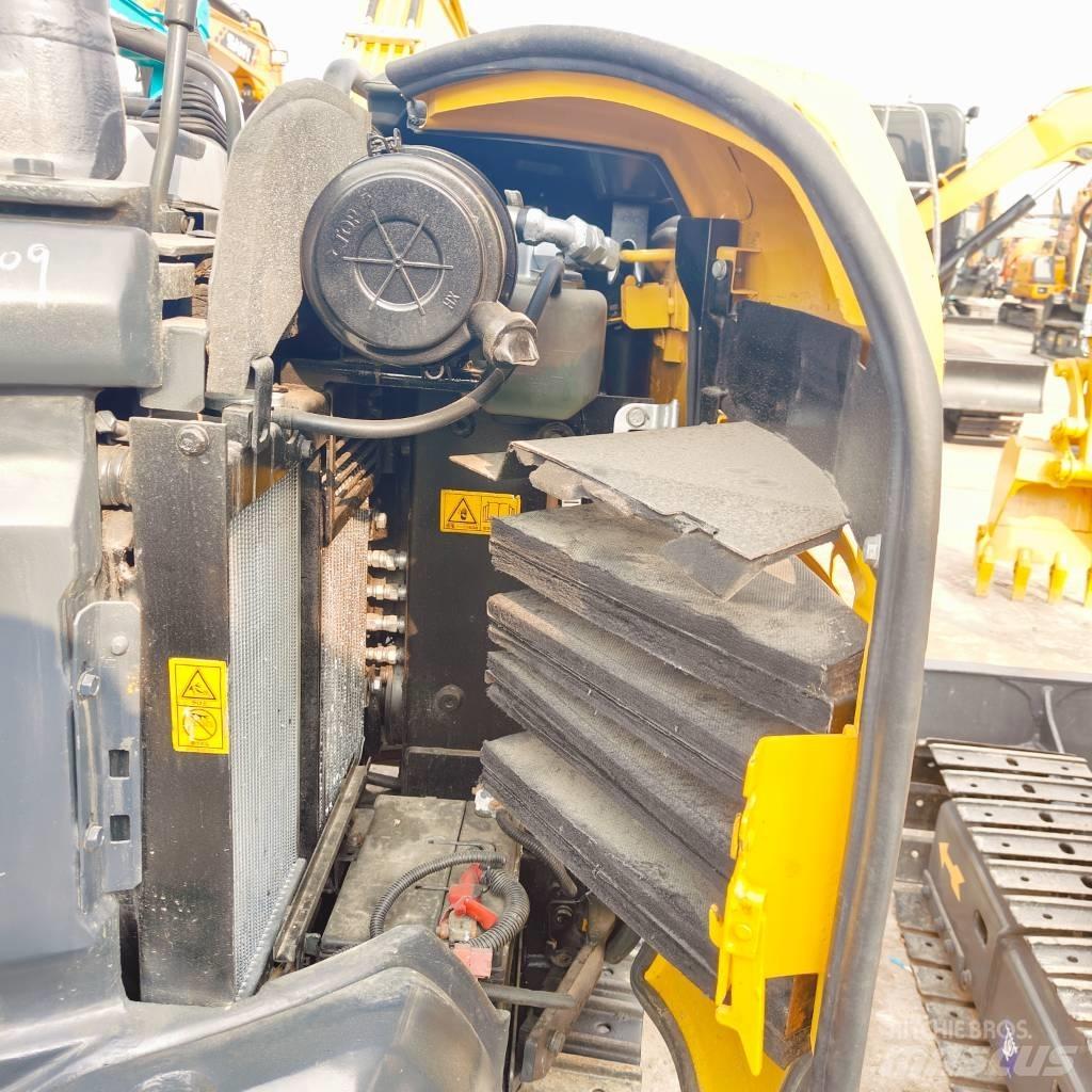 Komatsu PC30MR-3 Mini excavators < 7t