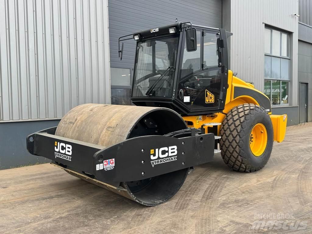 JCB VM166D Single drum rollers