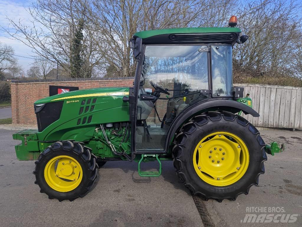 John Deere 5075GN Tractors