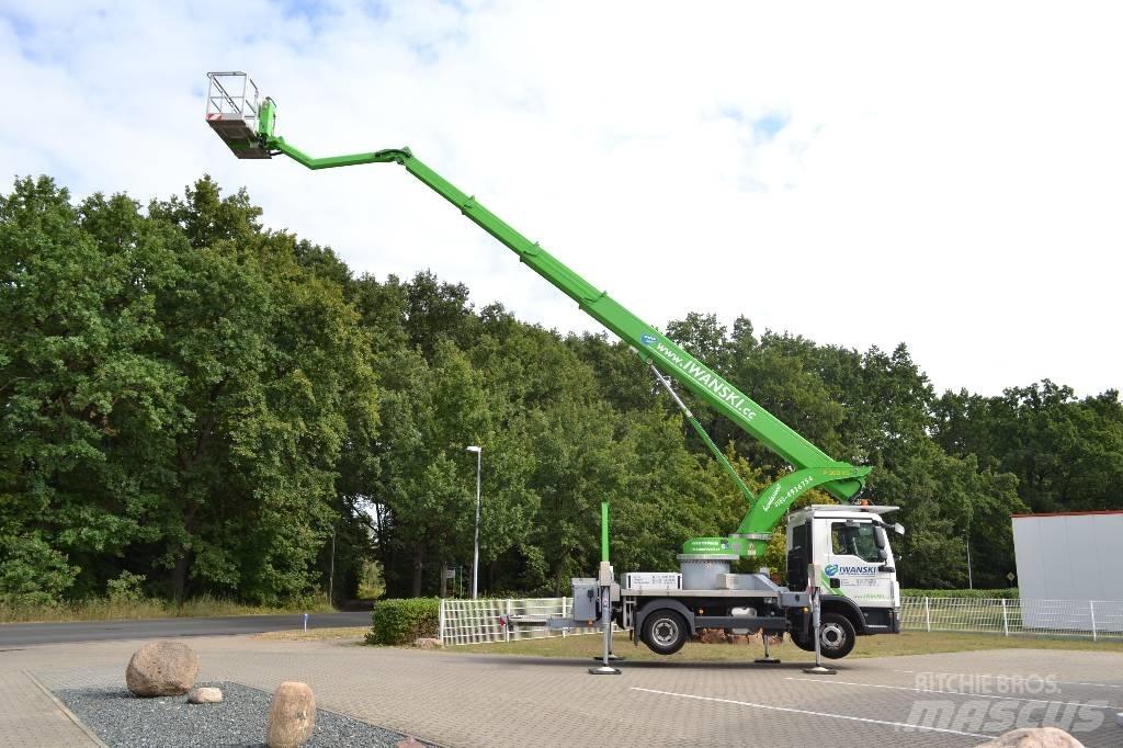 Palfinger P 300 KS Truck mounted aerial platforms
