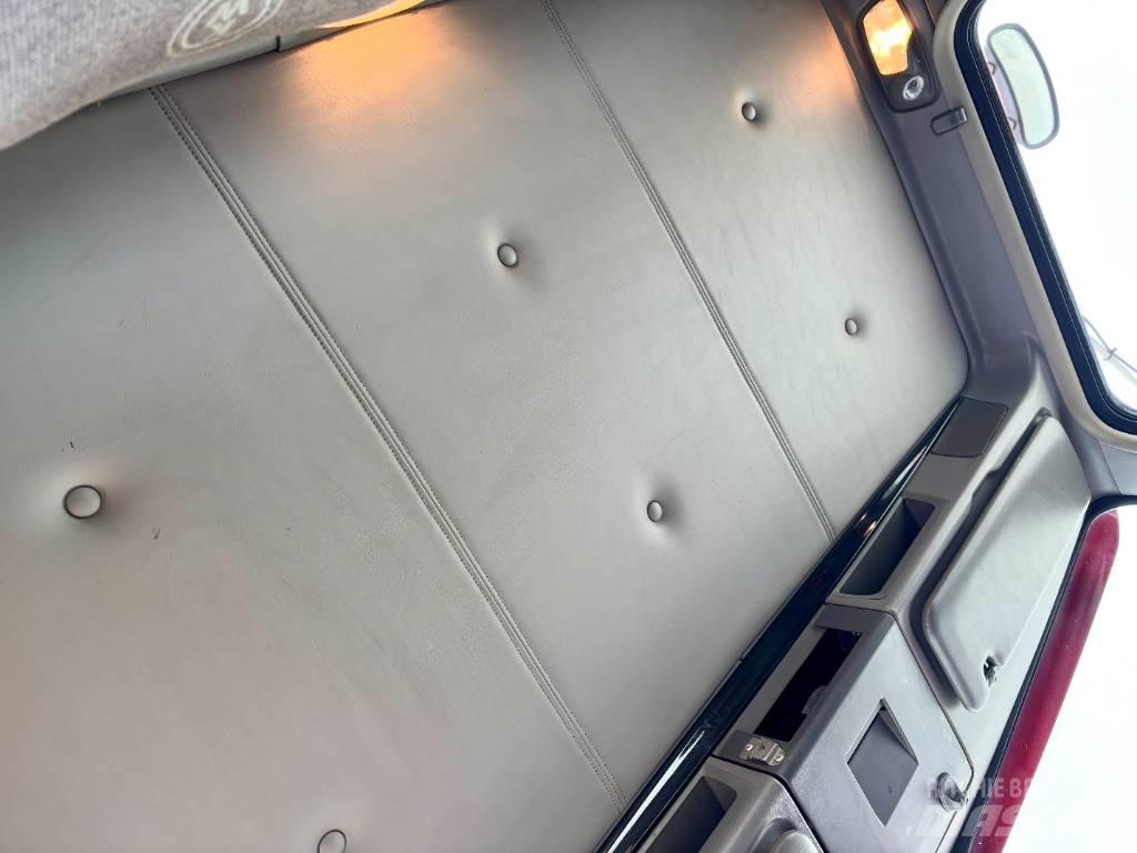 Kenworth T 800 Truck Tractor Units