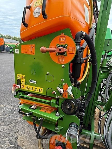 Amazone UF 901 Self-propelled sprayers