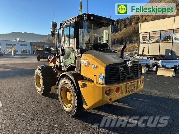 CAT 908 Skid steer loaders