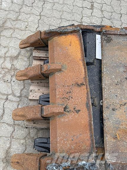 CAT TENNER Other farming machines