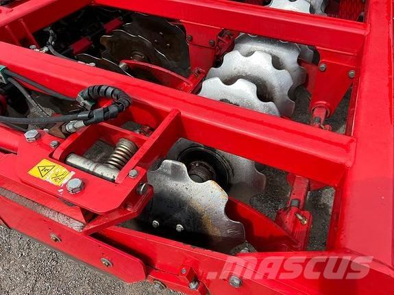 Horsch Pronto 6 DC Manure spreaders