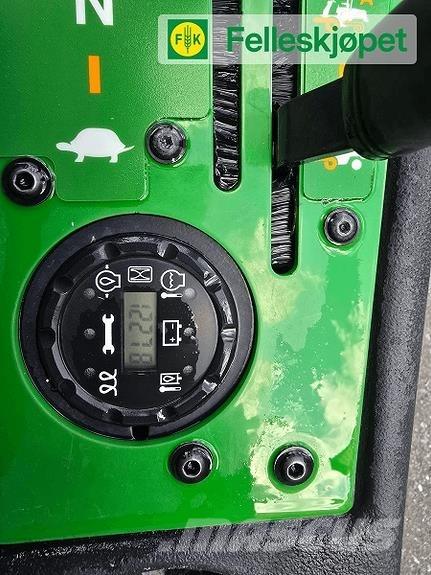 John Deere 1580 Other groundscare machines