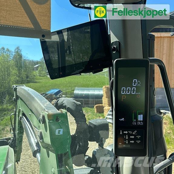 John Deere 6120M Tractors