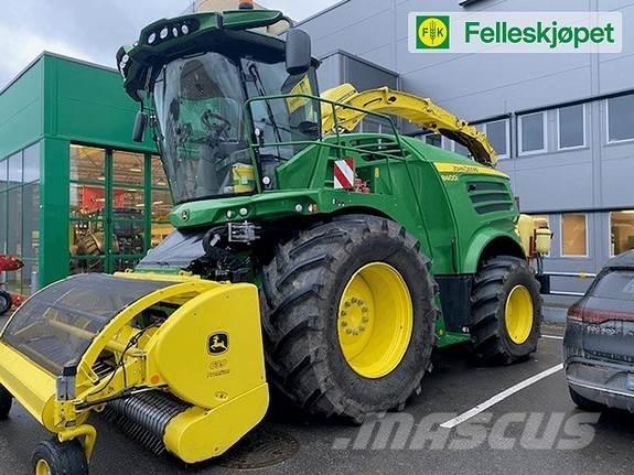John Deere 8400 Windrowers