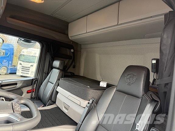 Scania P340 Van Body Trucks