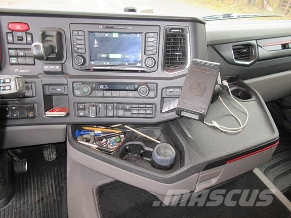 Scania R520 6x2*4 Demountable trucks