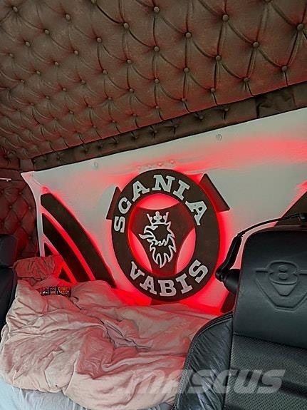 Scania R580 Truck Tractor Units