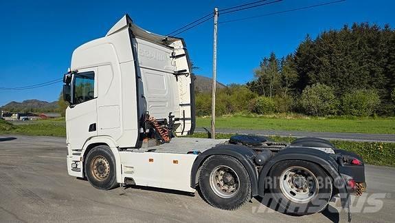 Scania R580A6x2NB Truck Tractor Units