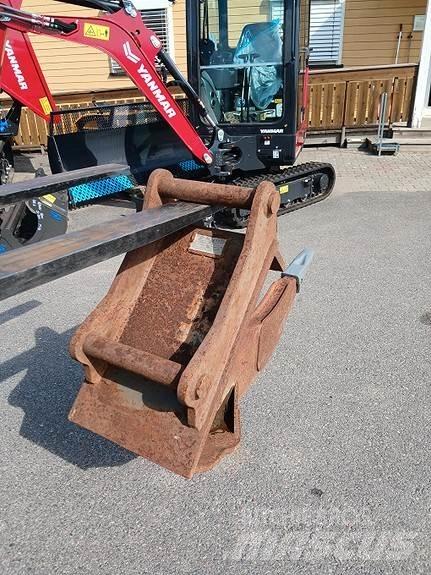SMP S 50 ripper Other components