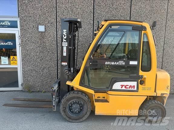 TCM FD25 50596 Diesel trucks