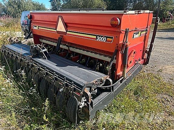 Tume HKL 3000 Mineral spreaders
