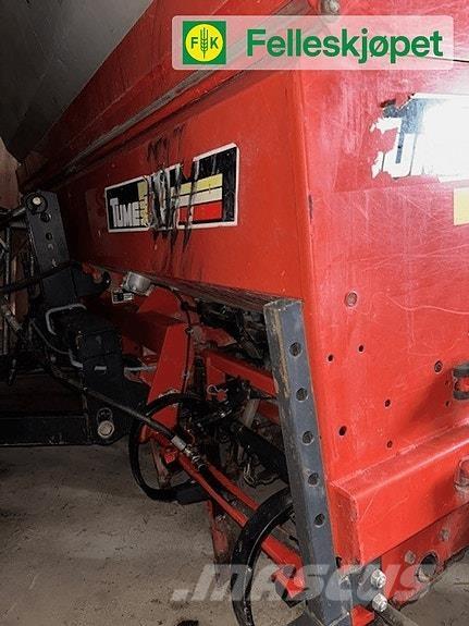 Tume kl 2500 Manure spreaders