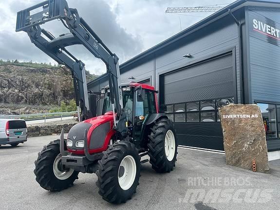 Valtra A93 Tractors