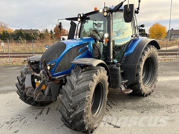 Valtra N174 Direct Tractors