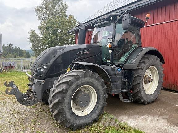 Valtra S394 Tractors