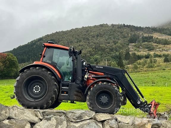 Valtra T235D Tractors
