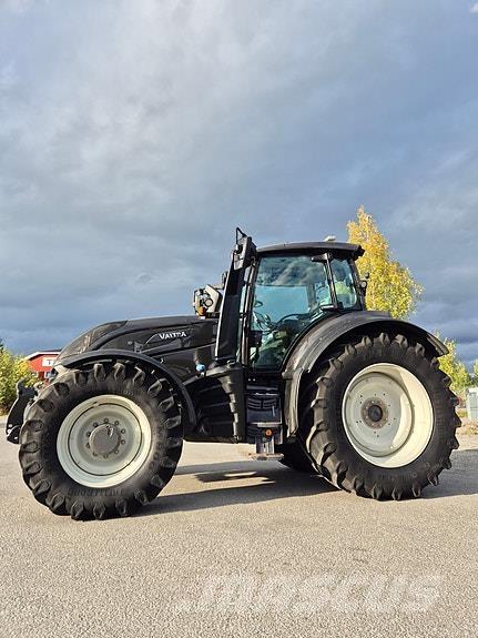 Valtra T254V Tractors