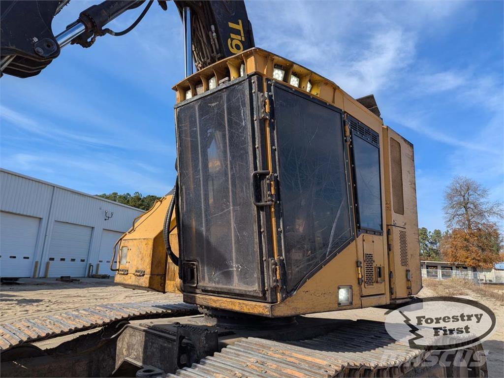 Tigercat 822D Feller bunchers