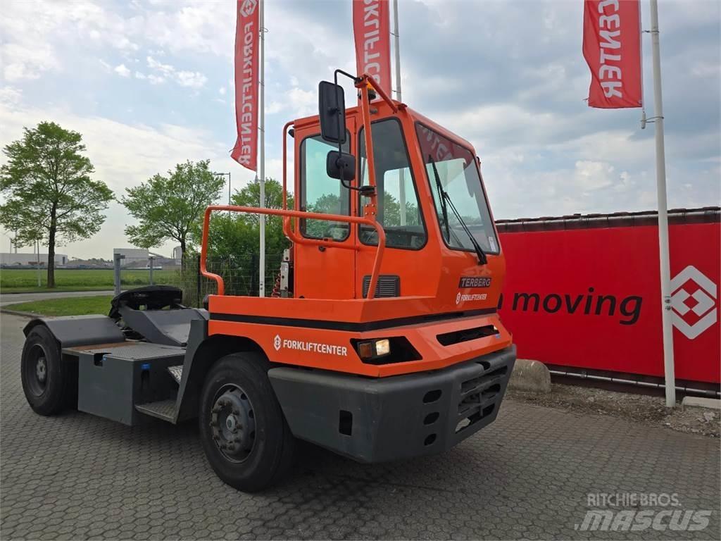 Terberg YT182 Terminal tractors