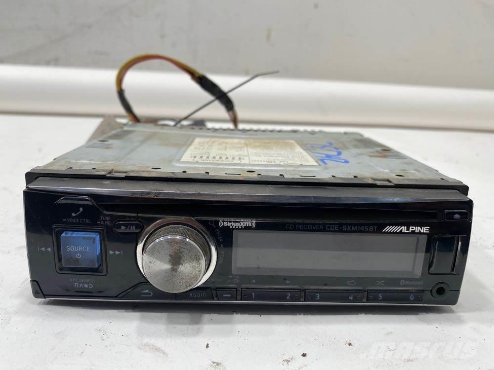  Alpine Electronics