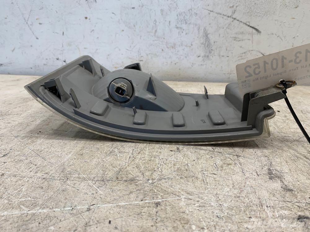Isuzu NPR Other components