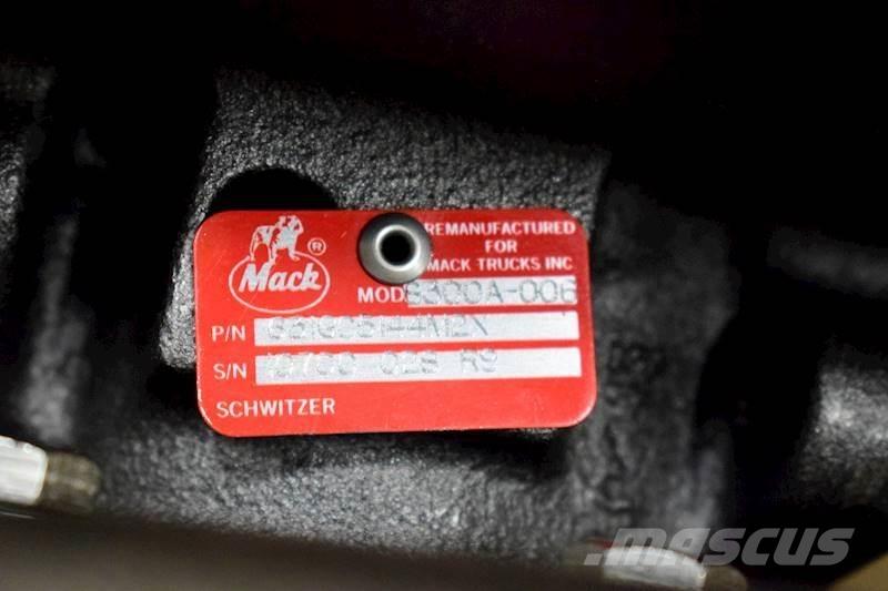 Mack EM7 Other components