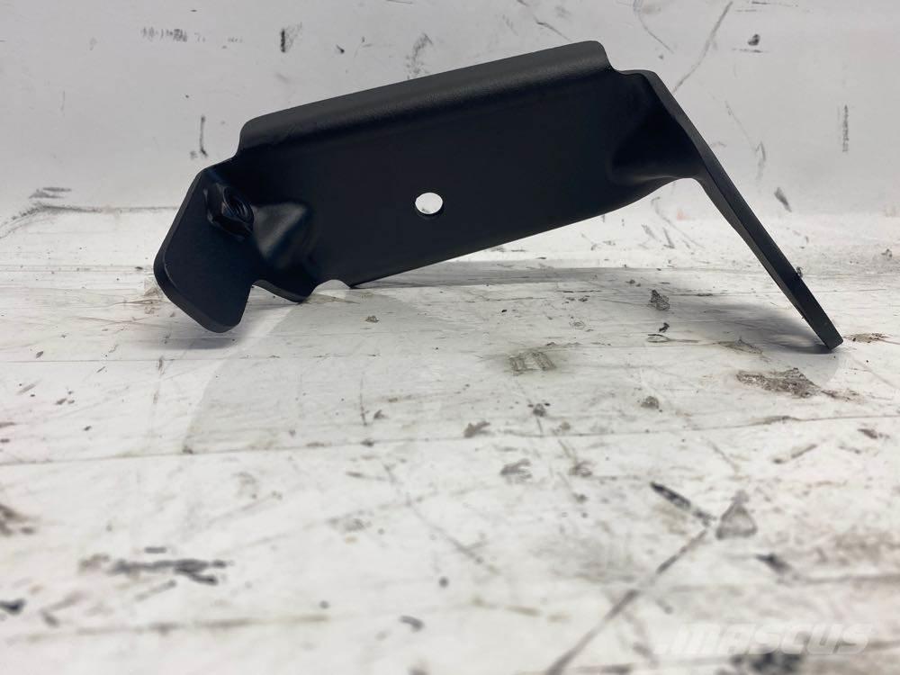 Mack MP8 Other components