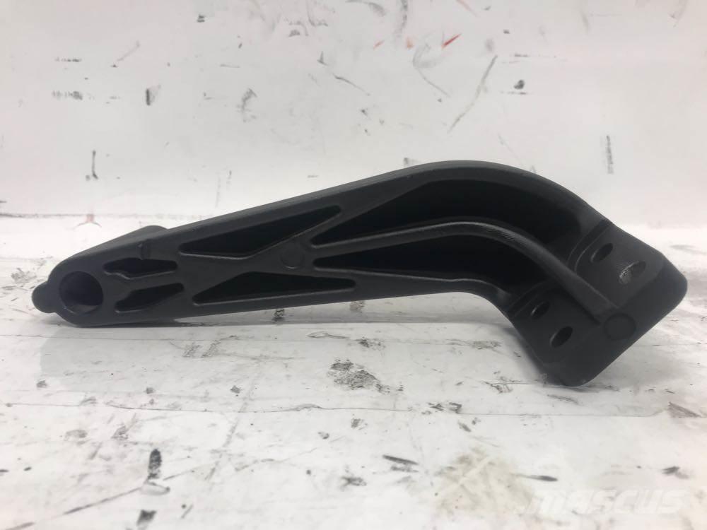 Mack MP8 Other components