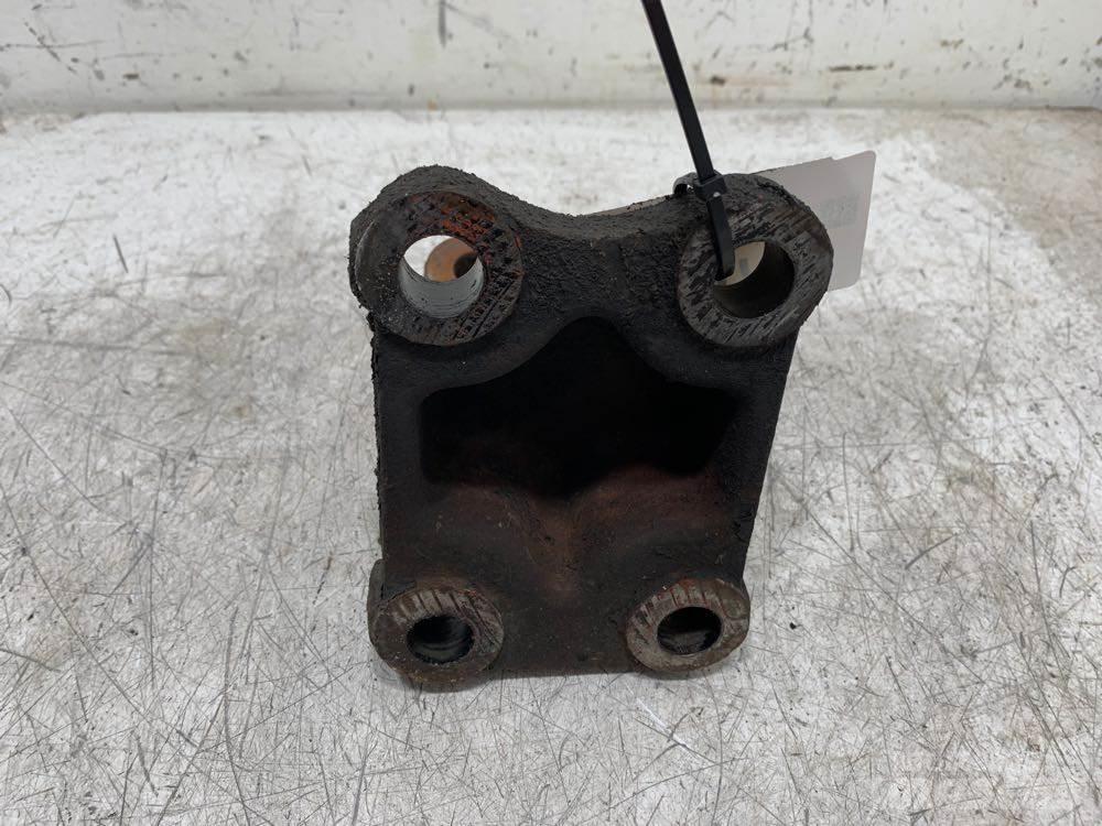 Mack RD680 Gearboxes