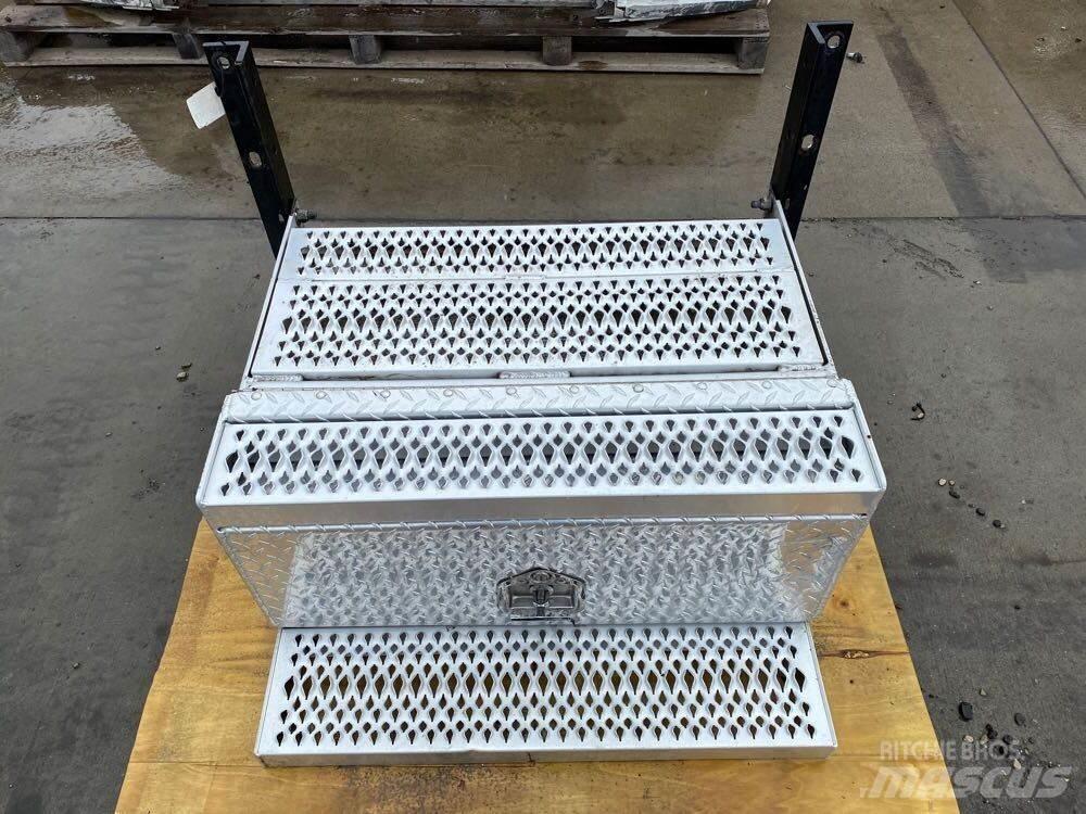 Peterbilt  Other components