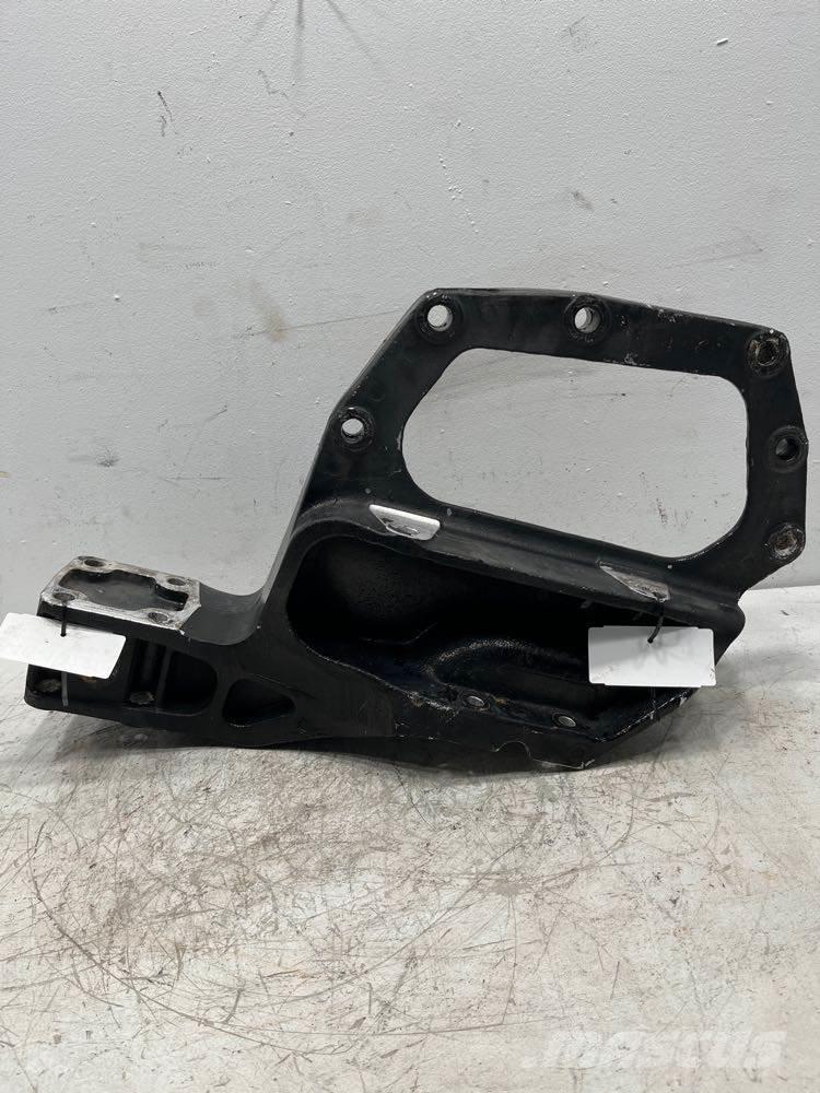 Peterbilt  Other components