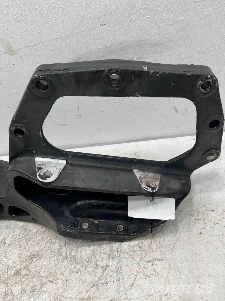 Peterbilt  Other components